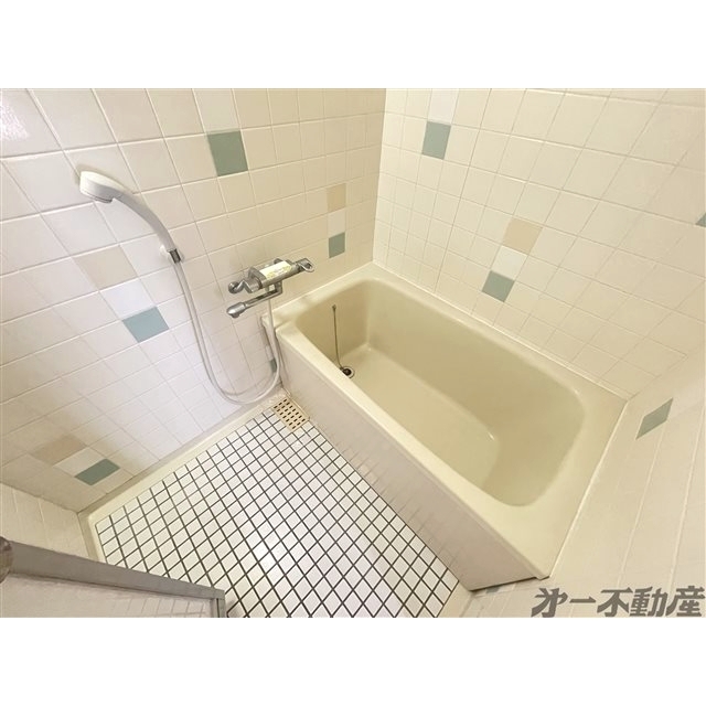 バス・シャワールーム　風呂