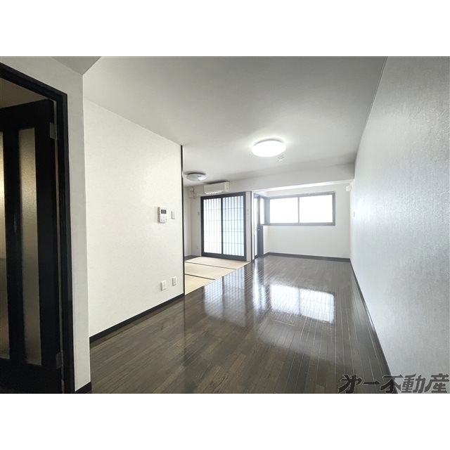 建物外観　洋室