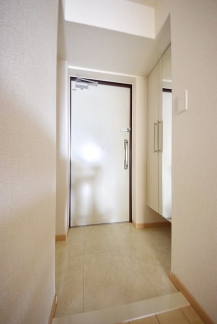 玄関　※反転タイプ