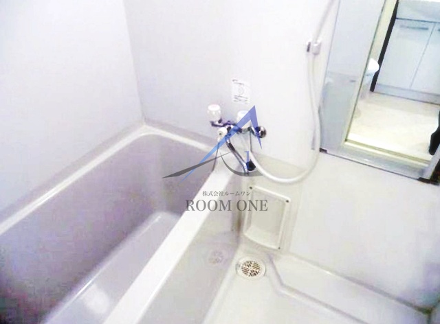 バス・シャワールーム　お風呂です。