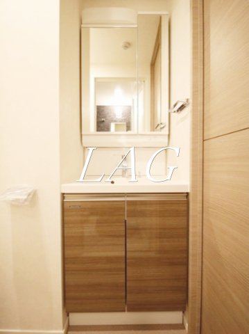 洗面設備　洗面台です。