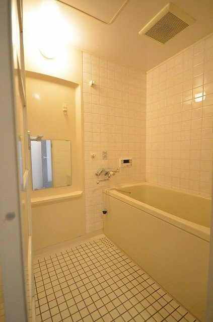 バス・シャワールーム　別号室の写真です