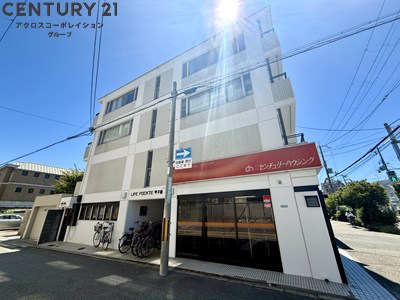 建物外観　敷地内駐輪場完備