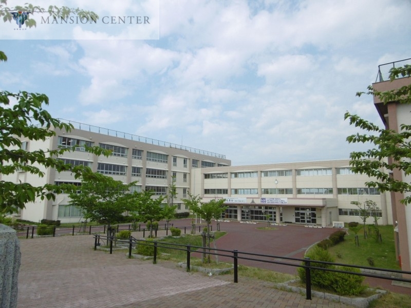 中学校　新潟市立藤見中学校（中学校）まで773m