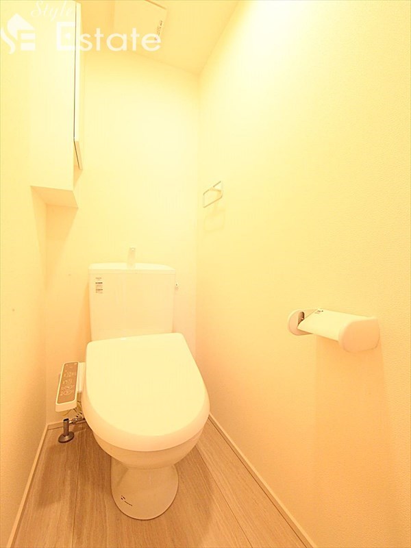 トイレ　トイレ