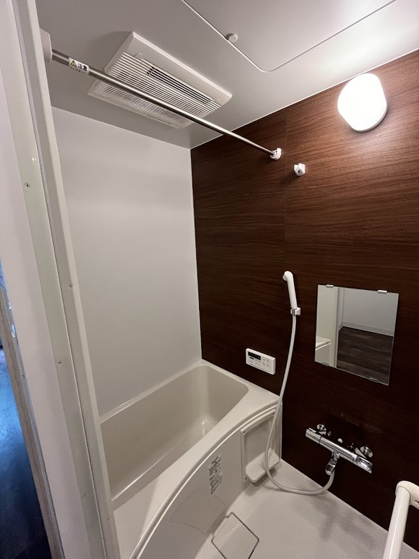 バス・シャワールーム