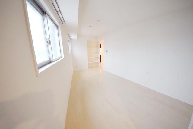 居室・リビング　★明るいリビングです★