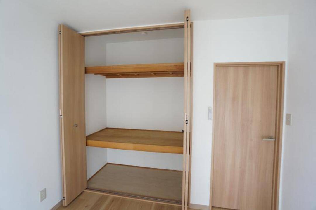 収納　クローゼット