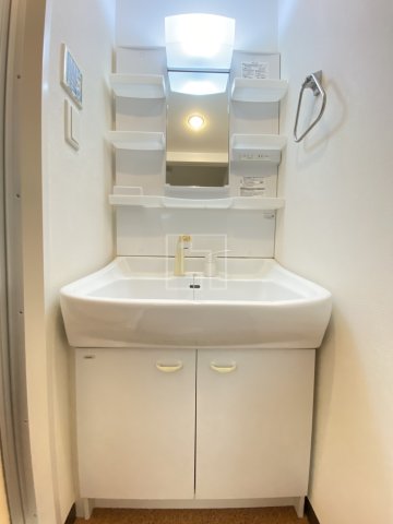 洗面設備　KDXレジデンス難波(ケーディーエックスレジデンス難波)　独