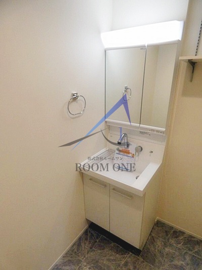 洗面設備　洗面台です。