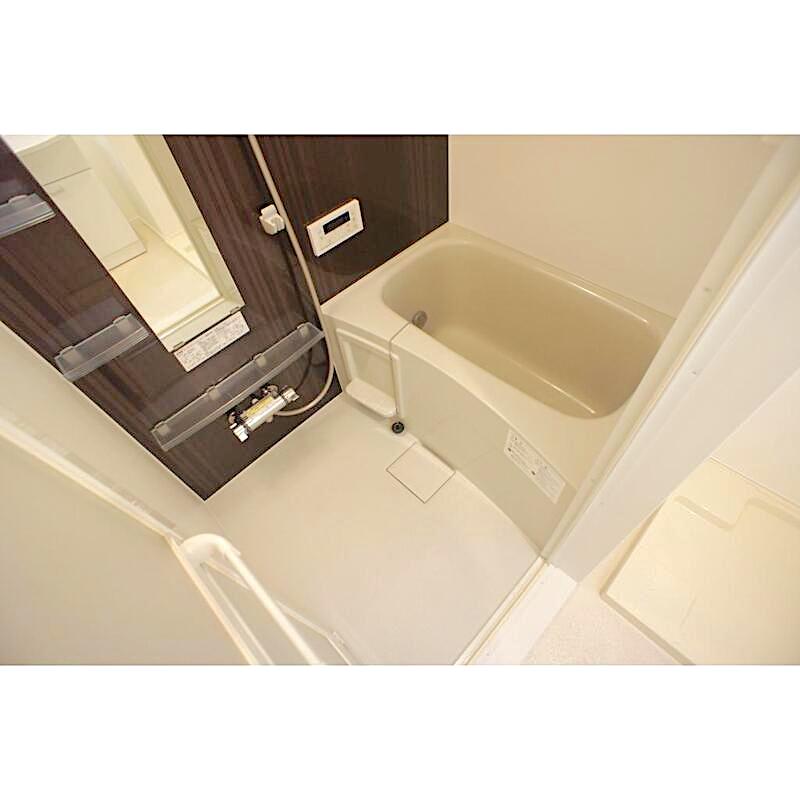 バス・シャワールーム　浴室