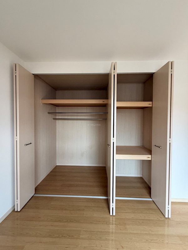 洗面設備　別部屋写真使用