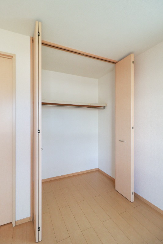 収納　図面と現状に相違がある場合には現状を優先