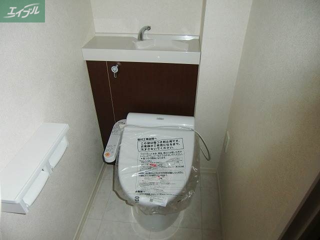 トイレ　別の類似物件の写真です。実際とは異なります。