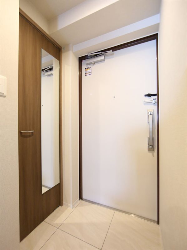 玄関　玄関　シューズボックス(収納充実してます)