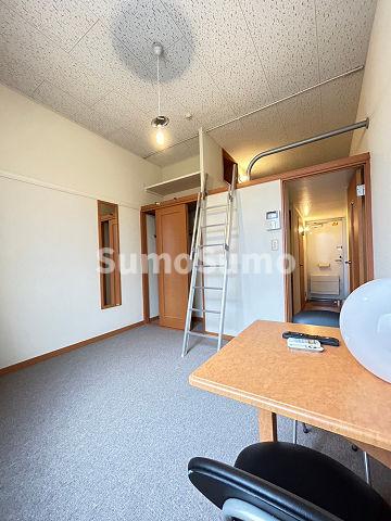 居室・リビング　使いやすい居間です