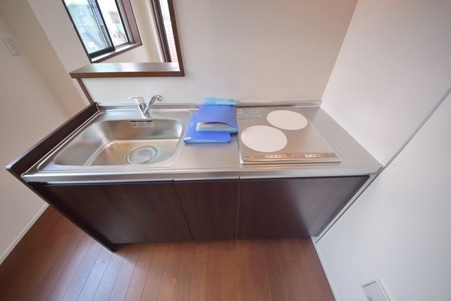 キッチン　※同一施工会社参考写真