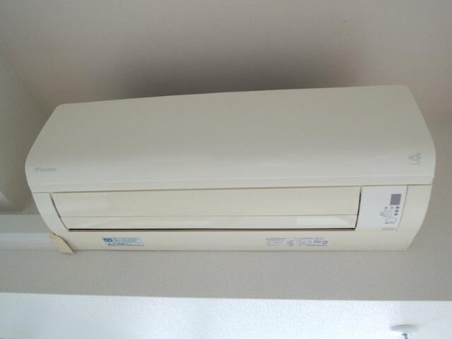 その他設備　エアコン　他号室　同施工参考写真