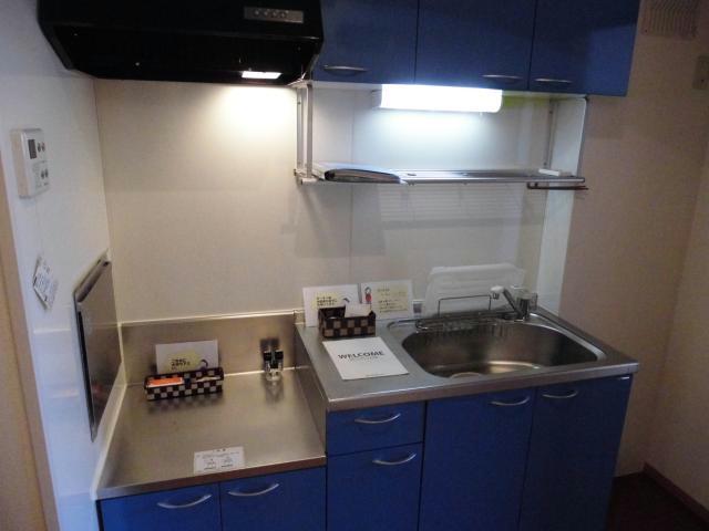キッチン　同型別室