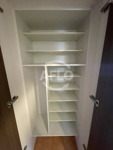 収納　Luxe玉造南　シューズボックス