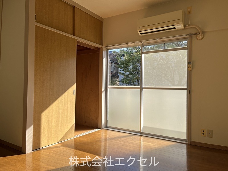 その他部屋・スペース　エアコン付きです。