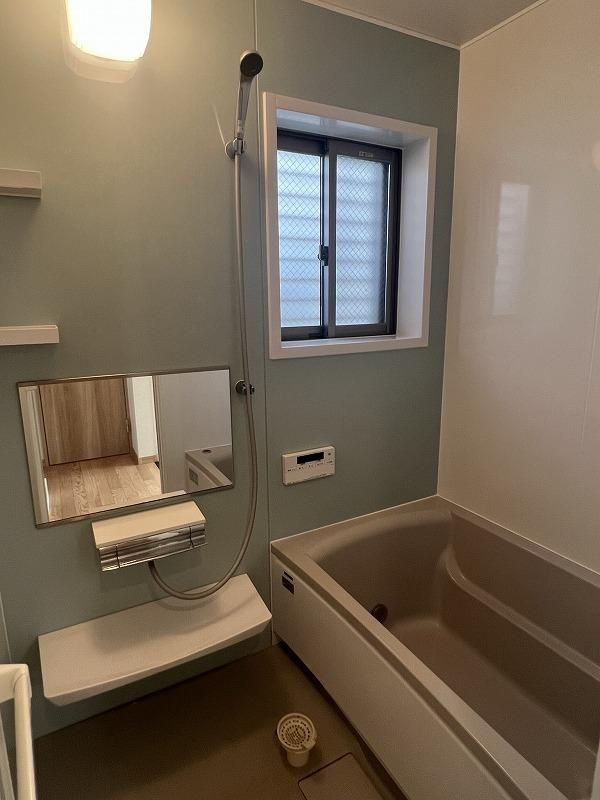 バス・シャワールーム