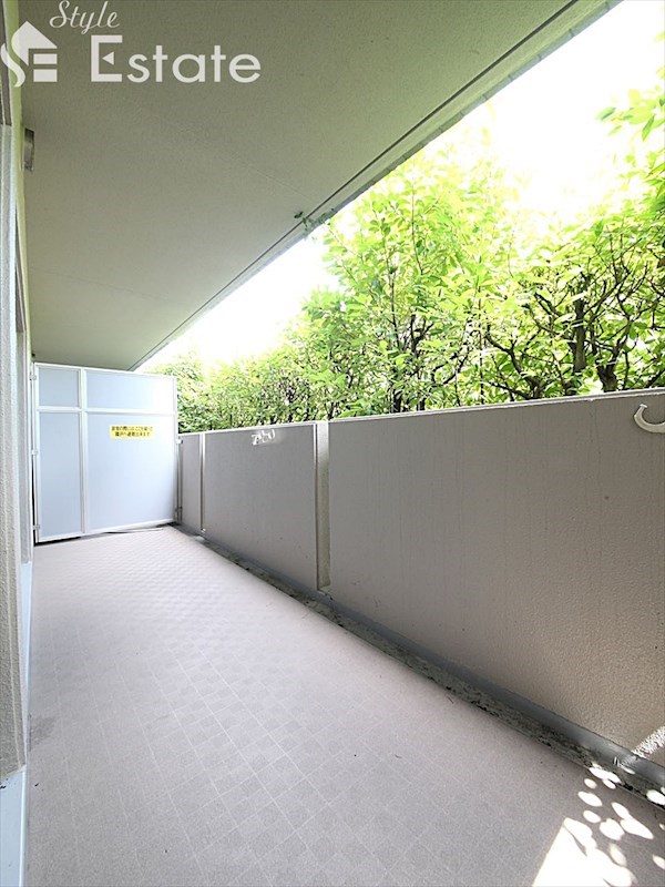 バルコニー　バルコニー