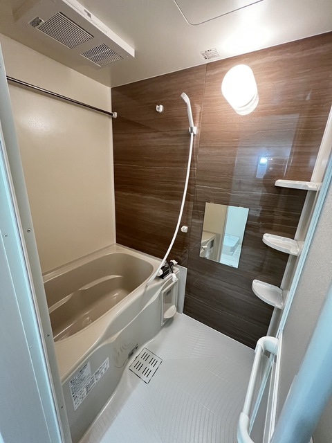 バス・シャワールーム