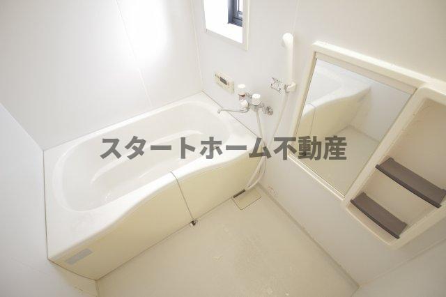 バス・シャワールーム　日々の疲れを癒すお風呂付です