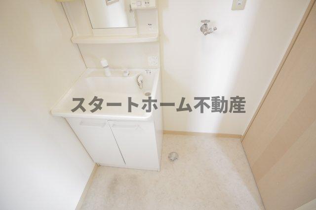 洗面設備　広い洗面スペース