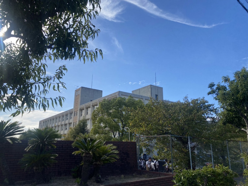 中学校　魚住東中学校（中学校）まで1401m