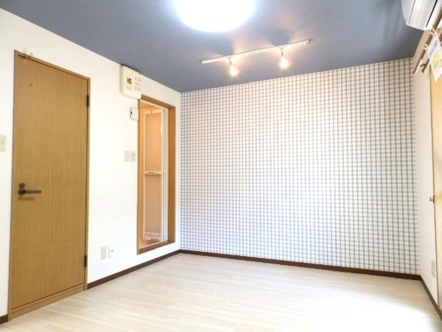 その他部屋・スペース　１０帖洋室