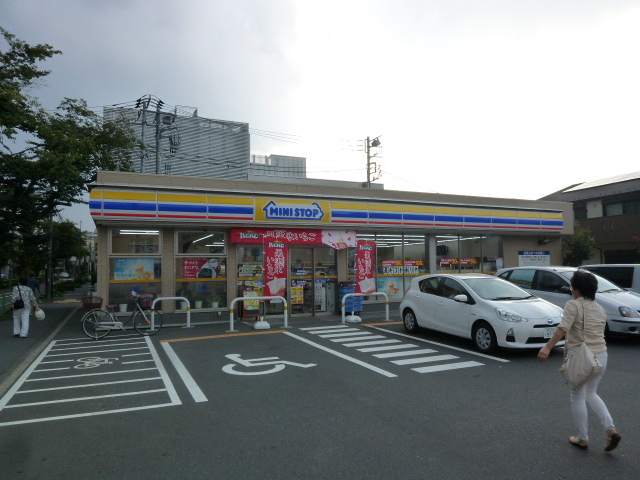 コンビニ　ミニストップ板橋日大病院前店（コンビニ）まで460m