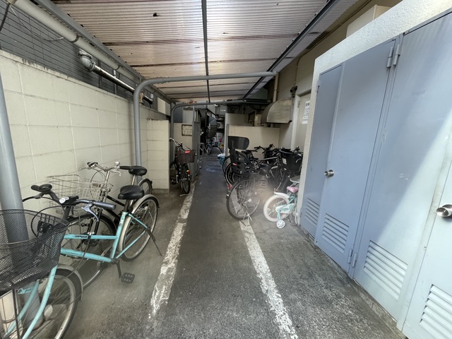 駐車場　駐輪場