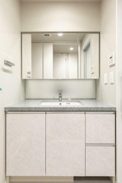 洗面設備　独立洗面台