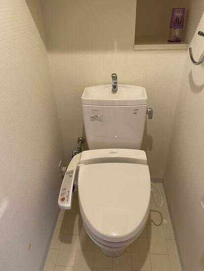 トイレ　反転タイプ参考写真