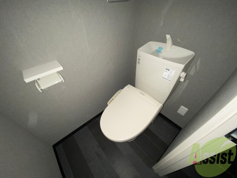 トイレ　こちらはトイレです。清潔感があり、安心して使用できます