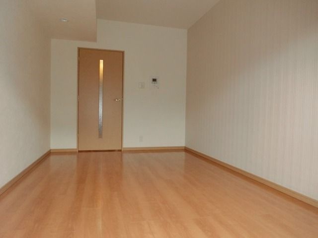 その他部屋・スペース　★洋室６帖★