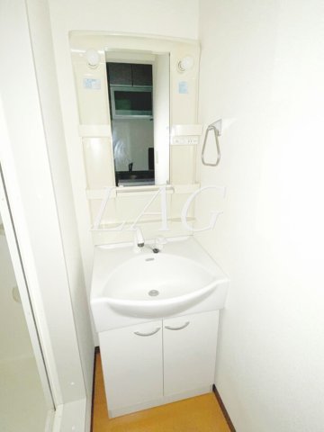 洗面設備　独立洗面台です。