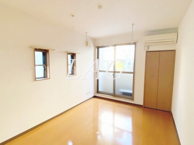 居室・リビング　洋室のお部屋です。