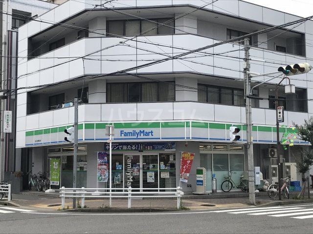 コンビニ　ファミリーマート谷口大曽根北店（コンビニ）まで206m