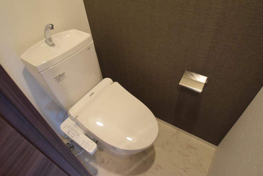トイレ　シャワー付トイレ