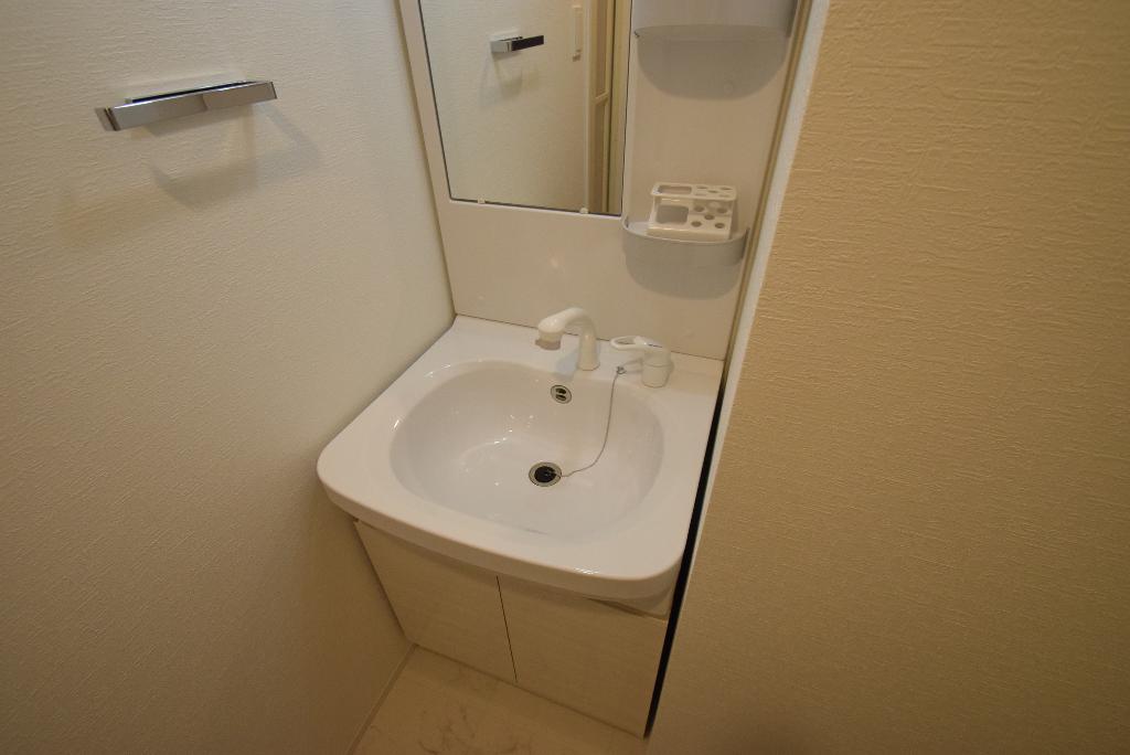 洗面設備　洗髪洗面化粧台