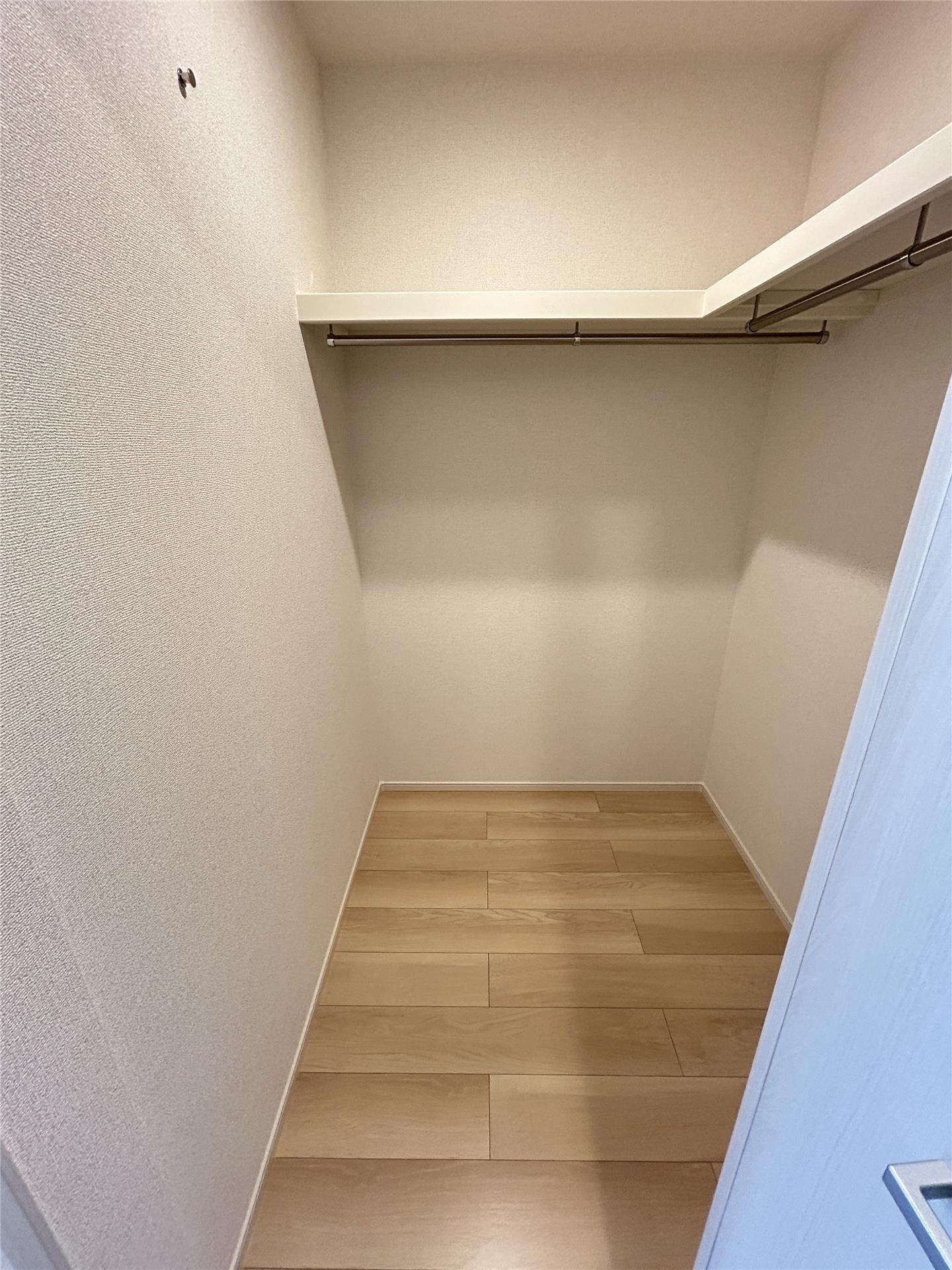 収納　ウォークインクローゼット