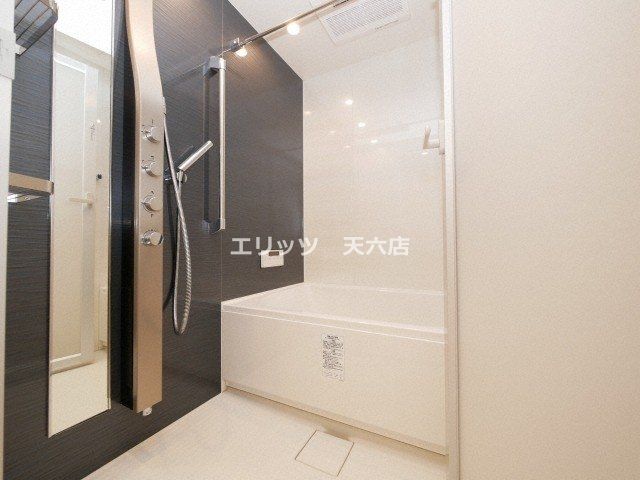 バス・シャワールーム　キッチン