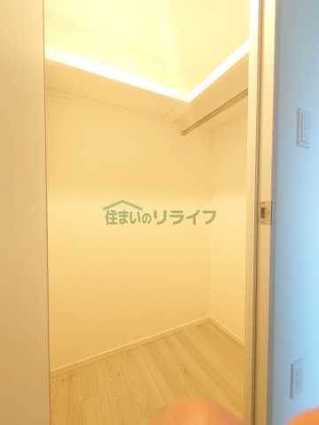 収納　※参考写真　同タイプ（間取り）の503号室の写真となります。