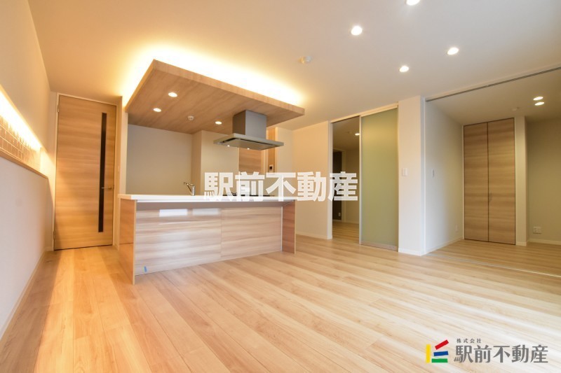 居室・リビング　新築のため類似物件写真