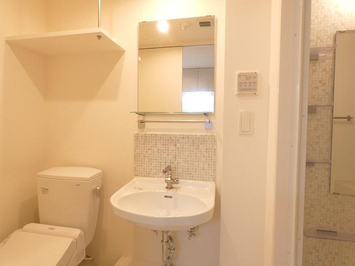 洗面設備　※別部屋の参考写真です。