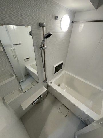 バス・シャワールーム　日々の暮らしに欠かせないお風呂です