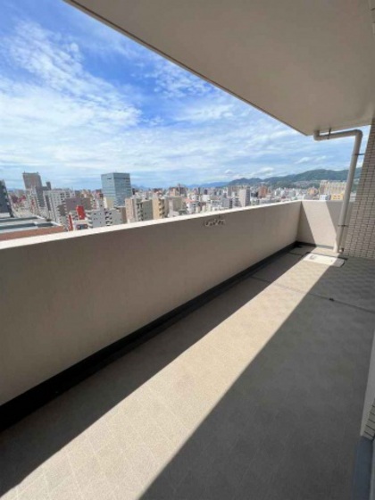 バルコニー　※別部屋の写真です